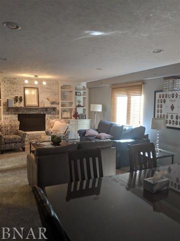 709 West College Avenue Normal, IL 61761 - Photo 9 of 10