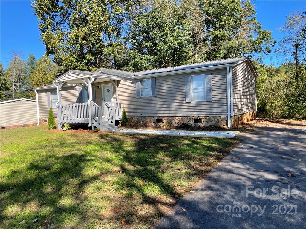 3936 Calico Road Lenoir, NC 28645 - Photo 2 of 32 Gallery Image 2