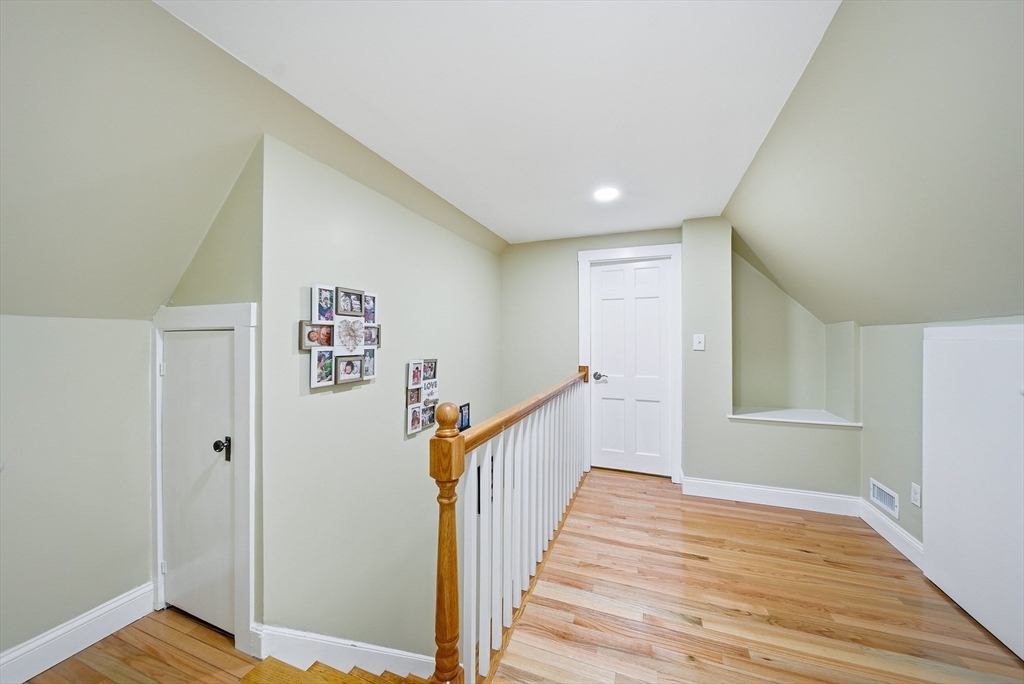 22 Black Rock Road Melrose, MA 02176 - Photo 15 of 32