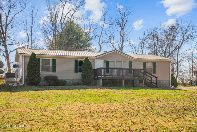 $269,000 | 30 Browns Creek Drive, Crossville, TN 38571