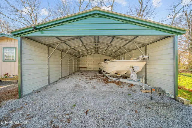 $269,000 | 30 Browns Creek Drive, Crossville, TN 38571