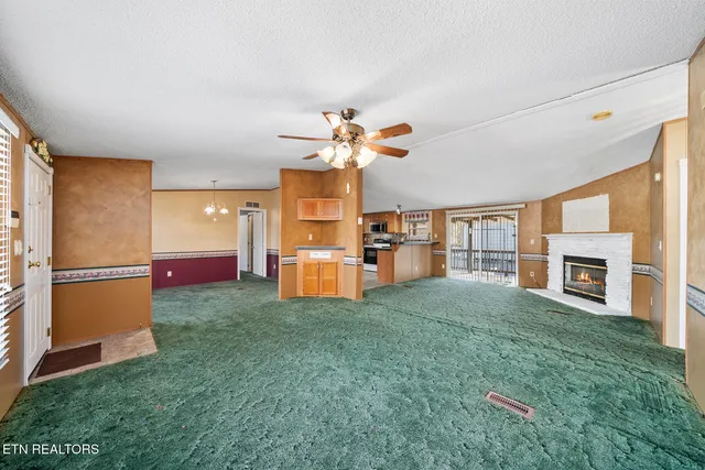 $269,000 | 30 Browns Creek Drive, Crossville, TN 38571