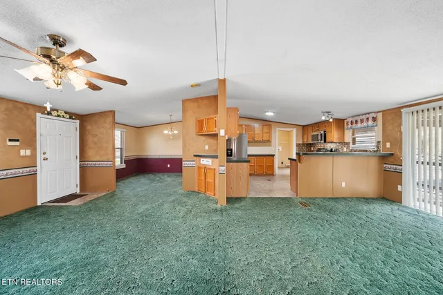 $269,000 | 30 Browns Creek Drive, Crossville, TN 38571