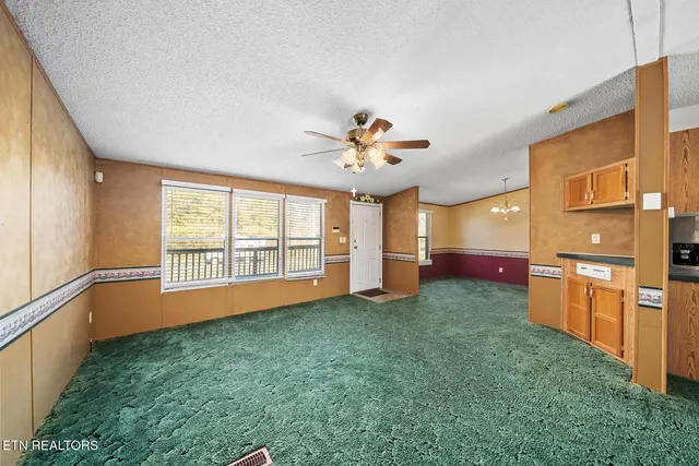 $269,000 | 30 Browns Creek Drive, Crossville, TN 38571