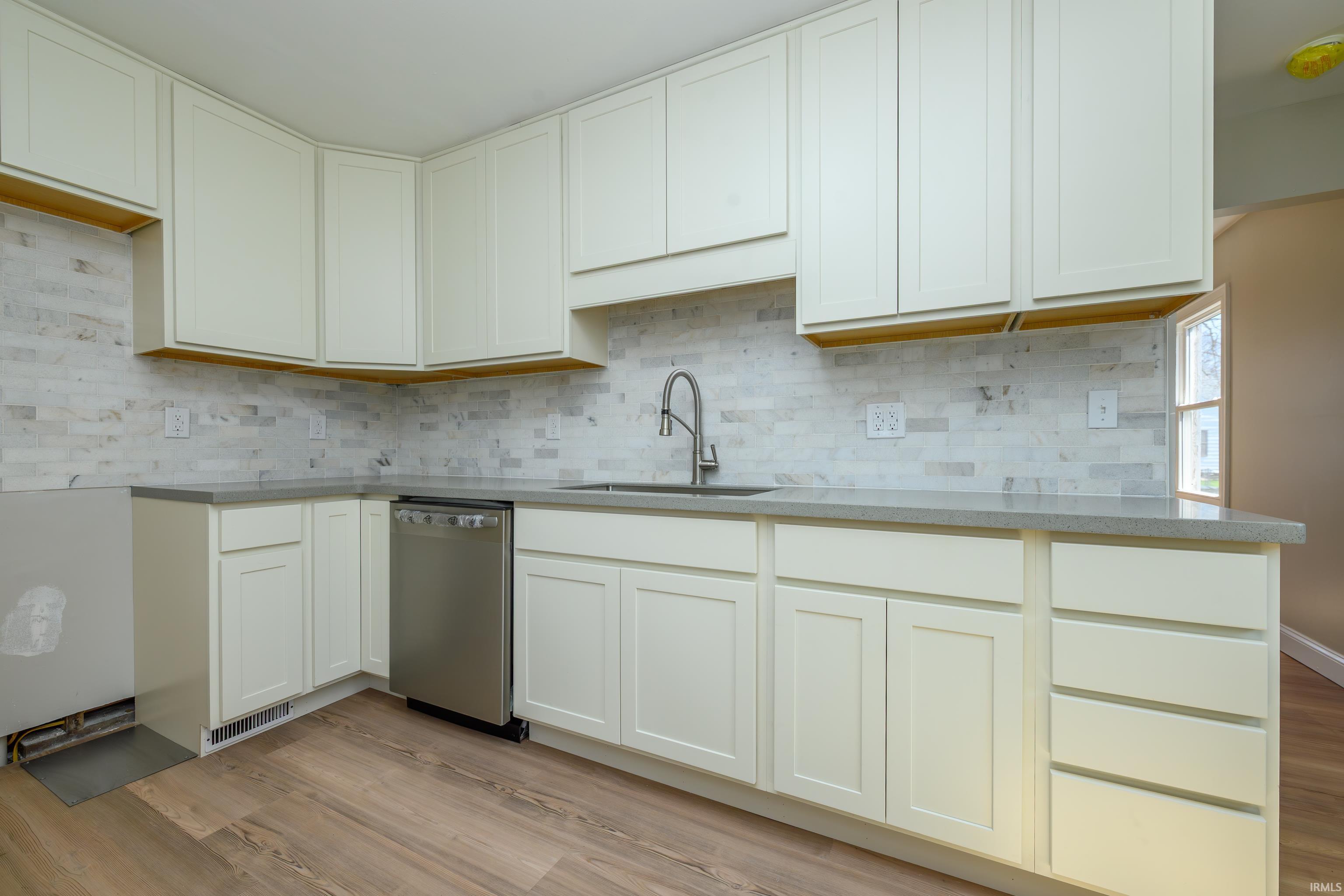 2117 South Beacon Street Muncie, IN 47302 - Photo 9 of 33