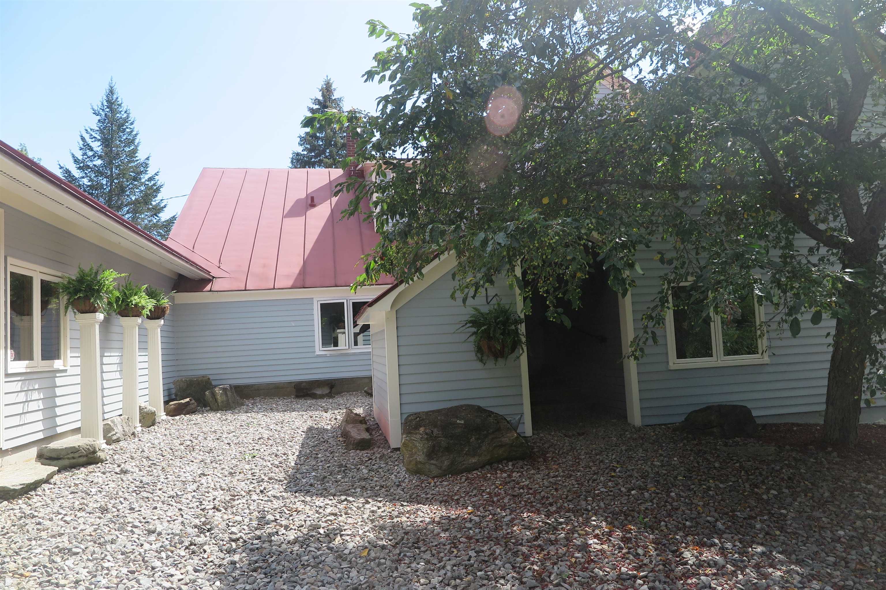 1119 Munger Street Middlebury, VT 05753 - Photo 3 of 32