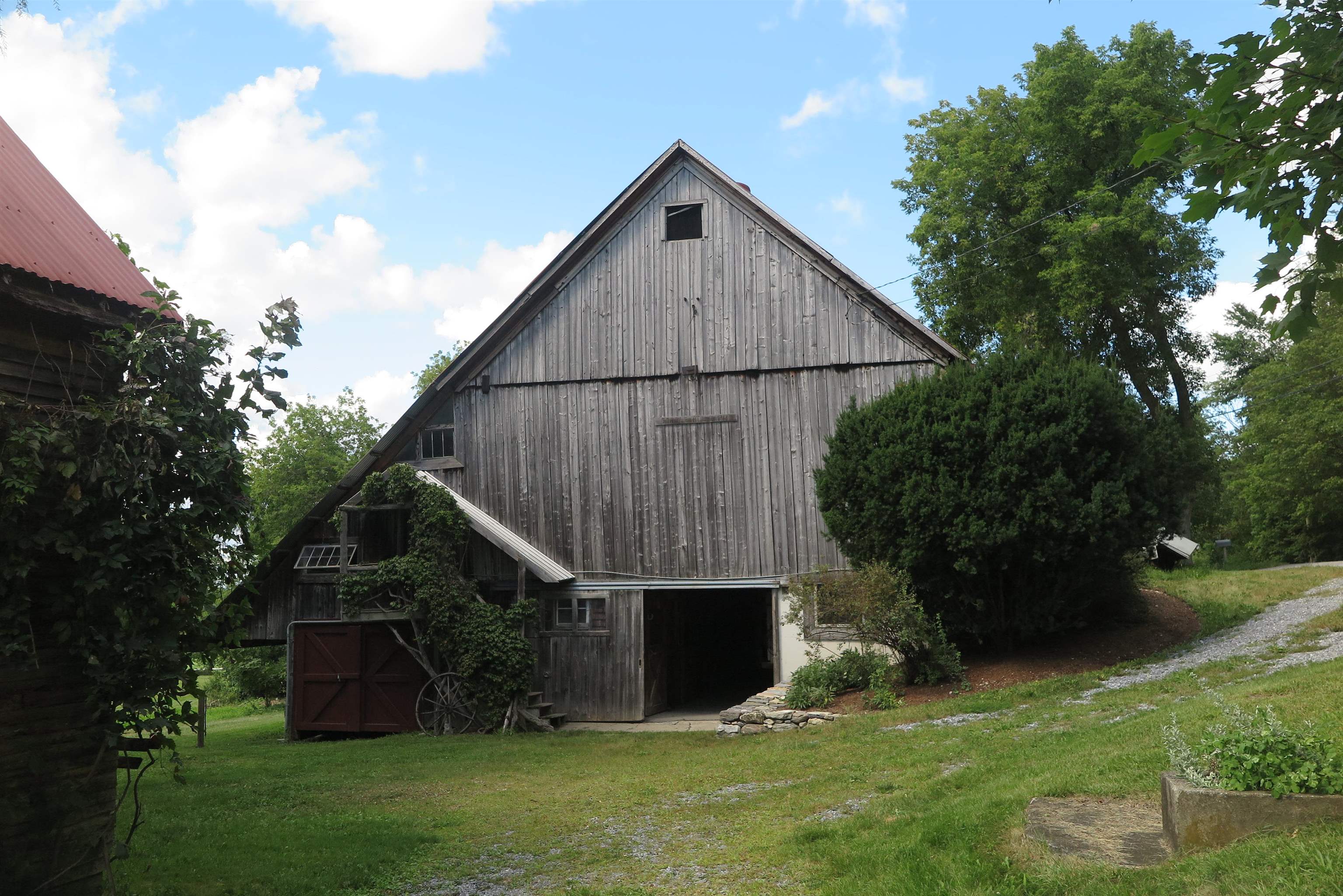 1119 Munger Street Middlebury, VT 05753 - Photo 6 of 32
