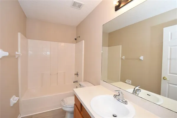 $1,650 | 35 Regent Lane, Unit B, Palm Coast, FL 32164