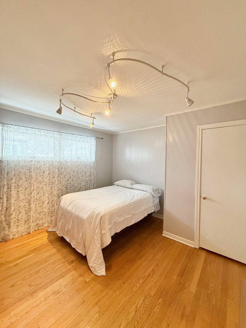 2909 Oakton Street Park Ridge, IL 60068 - Photo 16 of 28