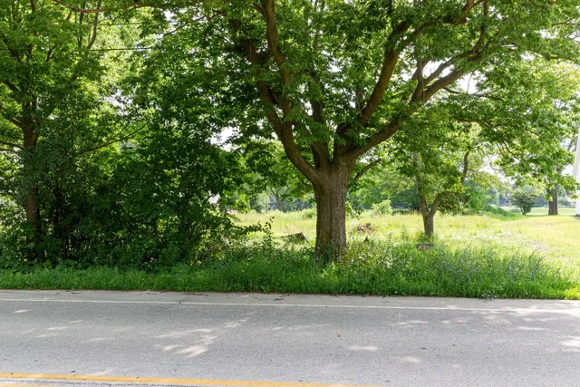 $259,900 | 630 Green Bay Road, Thiensville, WI 53092