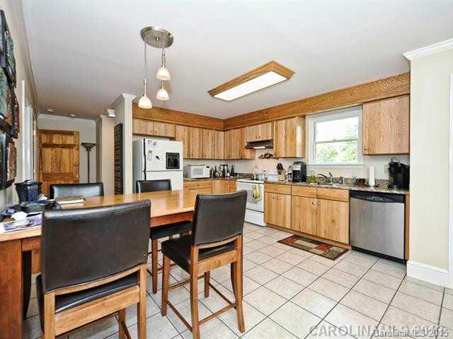 668 Perry Road Troutman, NC 28166 - Photo 3 of 21