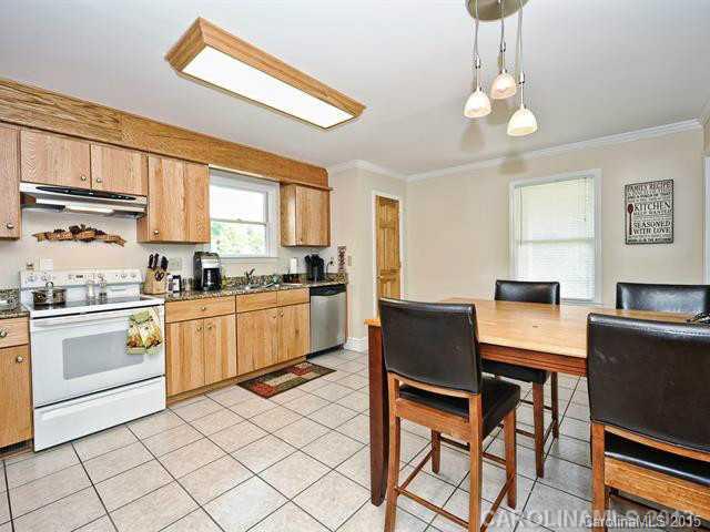 668 Perry Road Troutman, NC 28166 - Photo 4 of 21