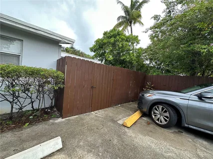 $2,750 | 1645 Northwest 6th Avenue, Unit W, Fort Lauderdale, FL 33311