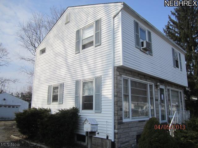 41797 Rambler Avenue Elyria, OH 44035 - Photo 2 of 9