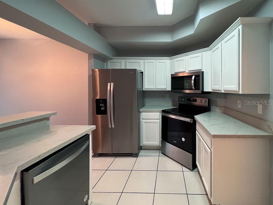 5048 Northwest 1st Place Gainesville, FL 32607 - Photo 8 of 33