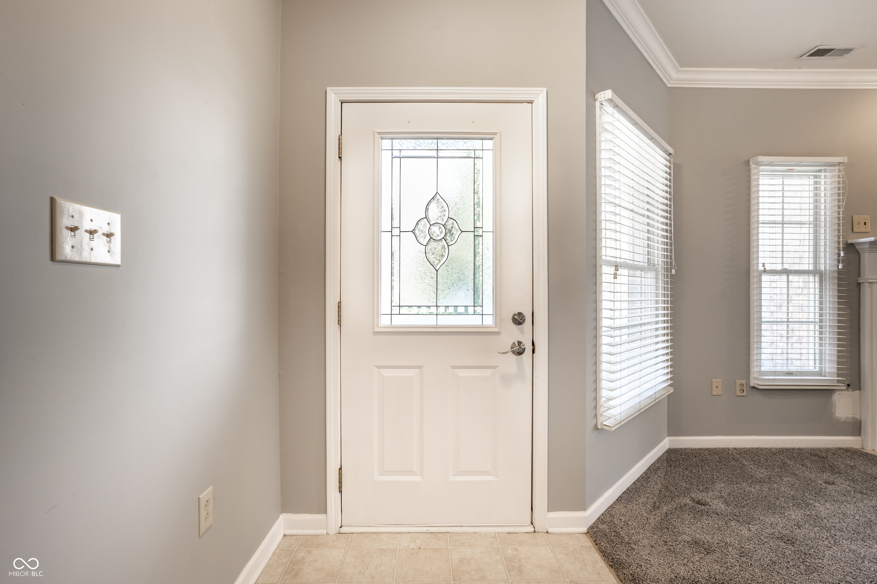 995 Kirkpatrick Place, Unit H Greenfield, IN 46140 - Photo 3 of 23
