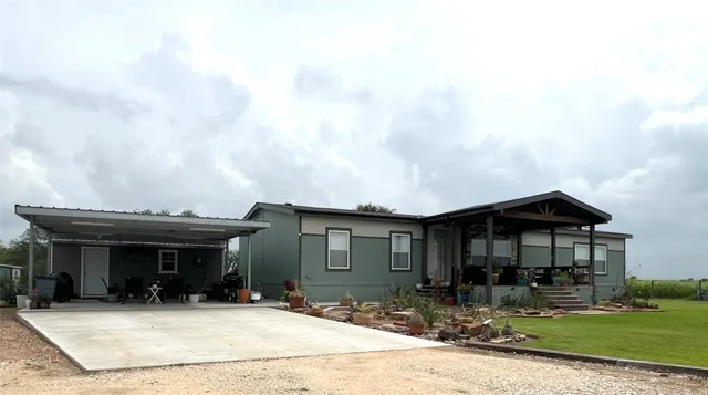 $385,000 | 7391 FM 2546 Road, El Campo, TX 77437
