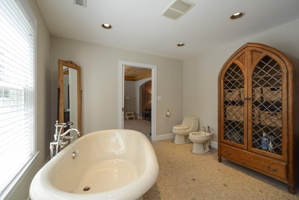 96 Campion Road North Andover, MA 01845 - Photo 23 of 42 Gallery Image 23
