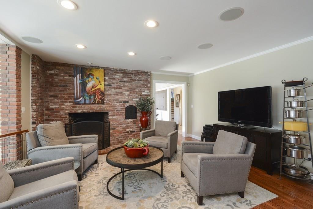 96 Campion Road North Andover, MA 01845 - Photo 8 of 42 Gallery Image 8
