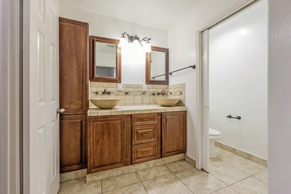 $1,800 | 18718 Timbers Trace Drive, Humble, TX 77346