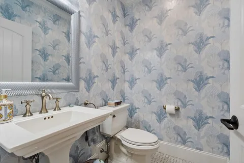 $3,380,000 | 22 Oldham Road, Arlington, MA 02474