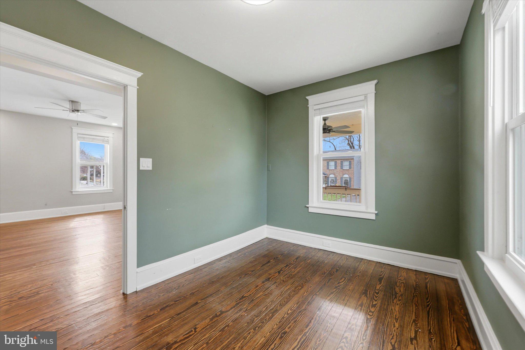 120 Rutledge Avenue Rutledge, PA 19070 - Photo 13 of 35 Bright and inviting corner room.