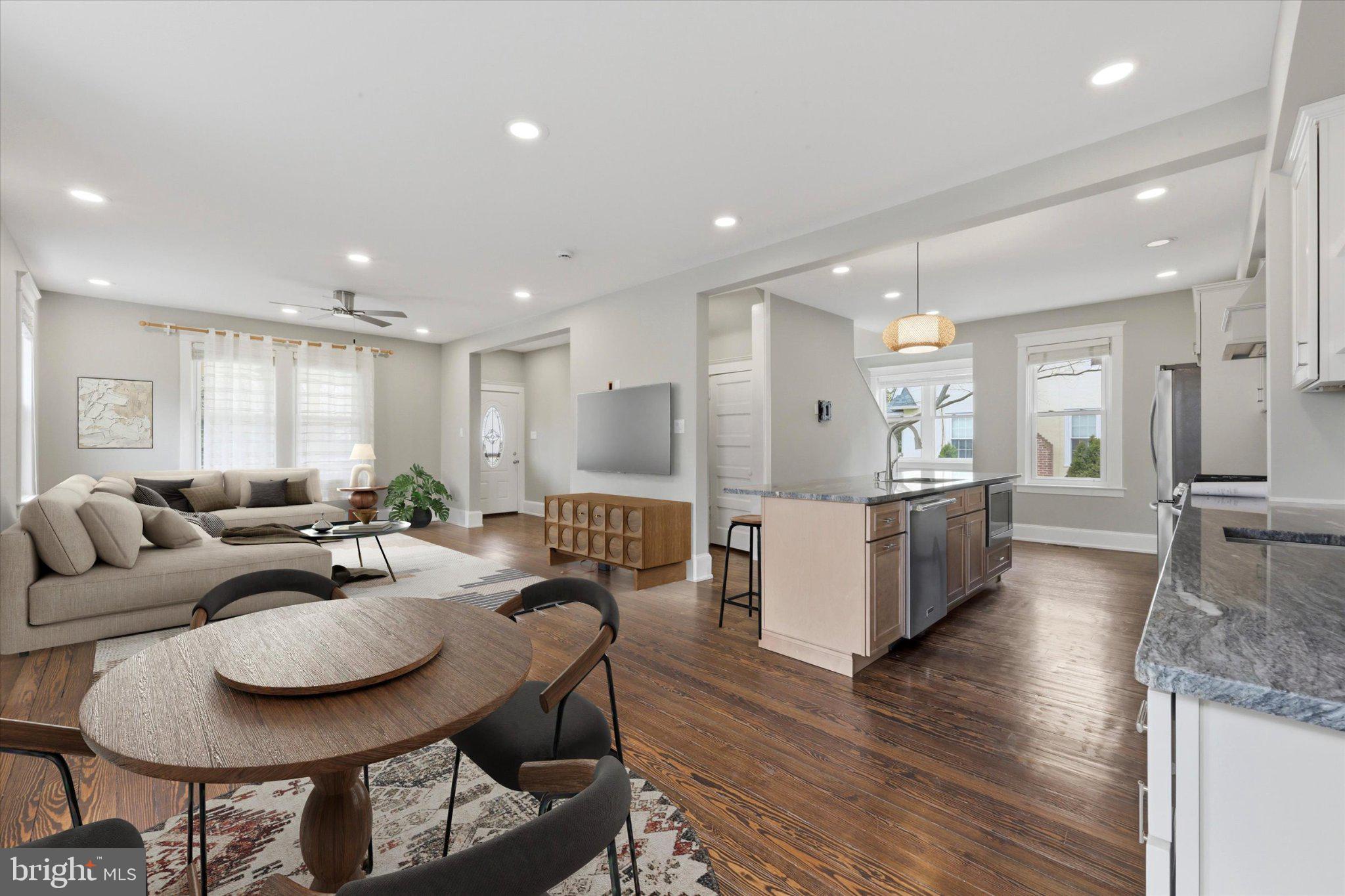 120 Rutledge Avenue Rutledge, PA 19070 - Photo 3 of 35 Spacious modern living area with light.