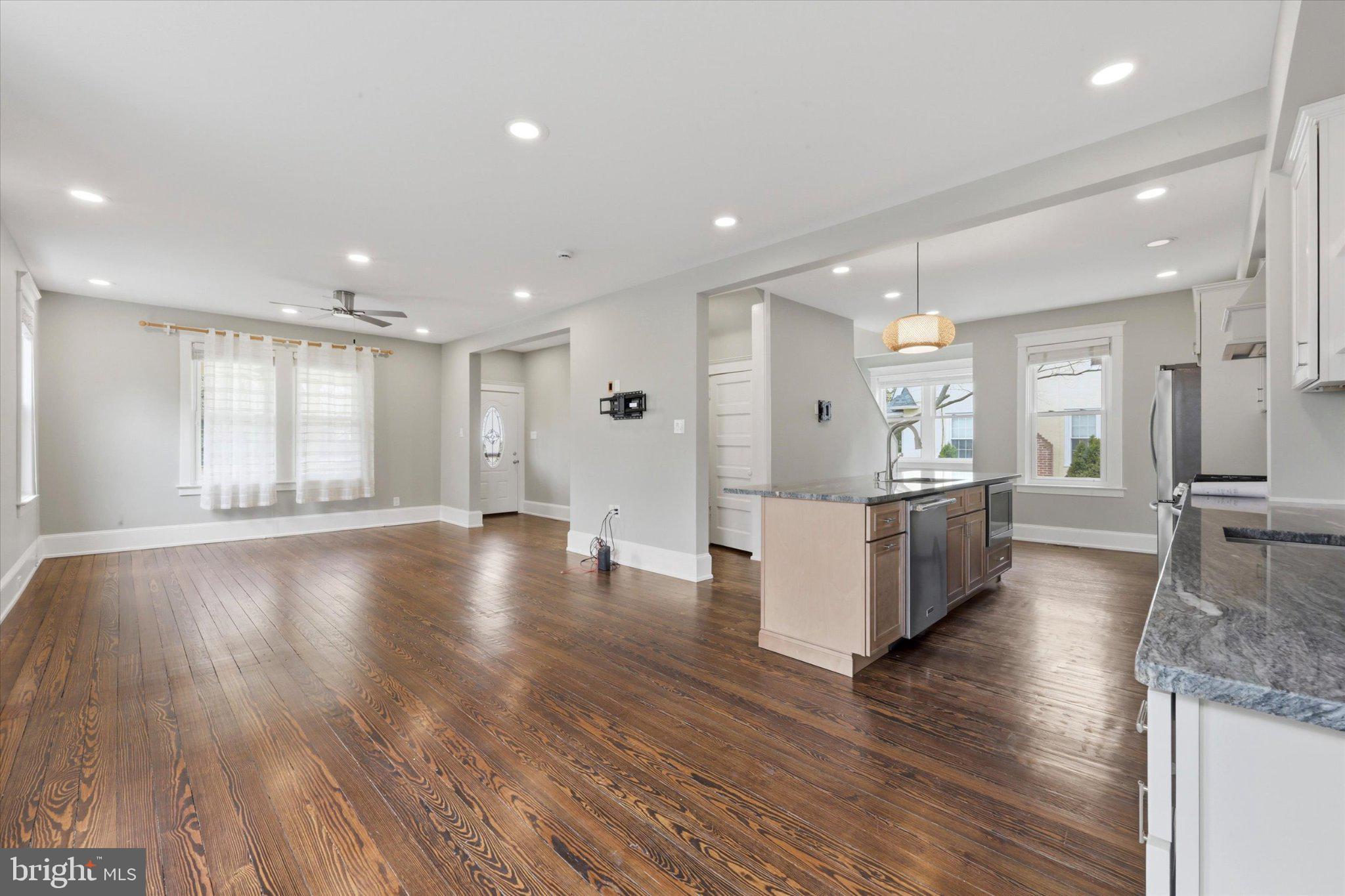 120 Rutledge Avenue Rutledge, PA 19070 - Photo 7 of 35 Spacious, sunlit open-concept living.