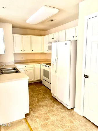 $189,900 | 3489-2b Forestdale Drive, Unit 2B, Burlington, NC 27215