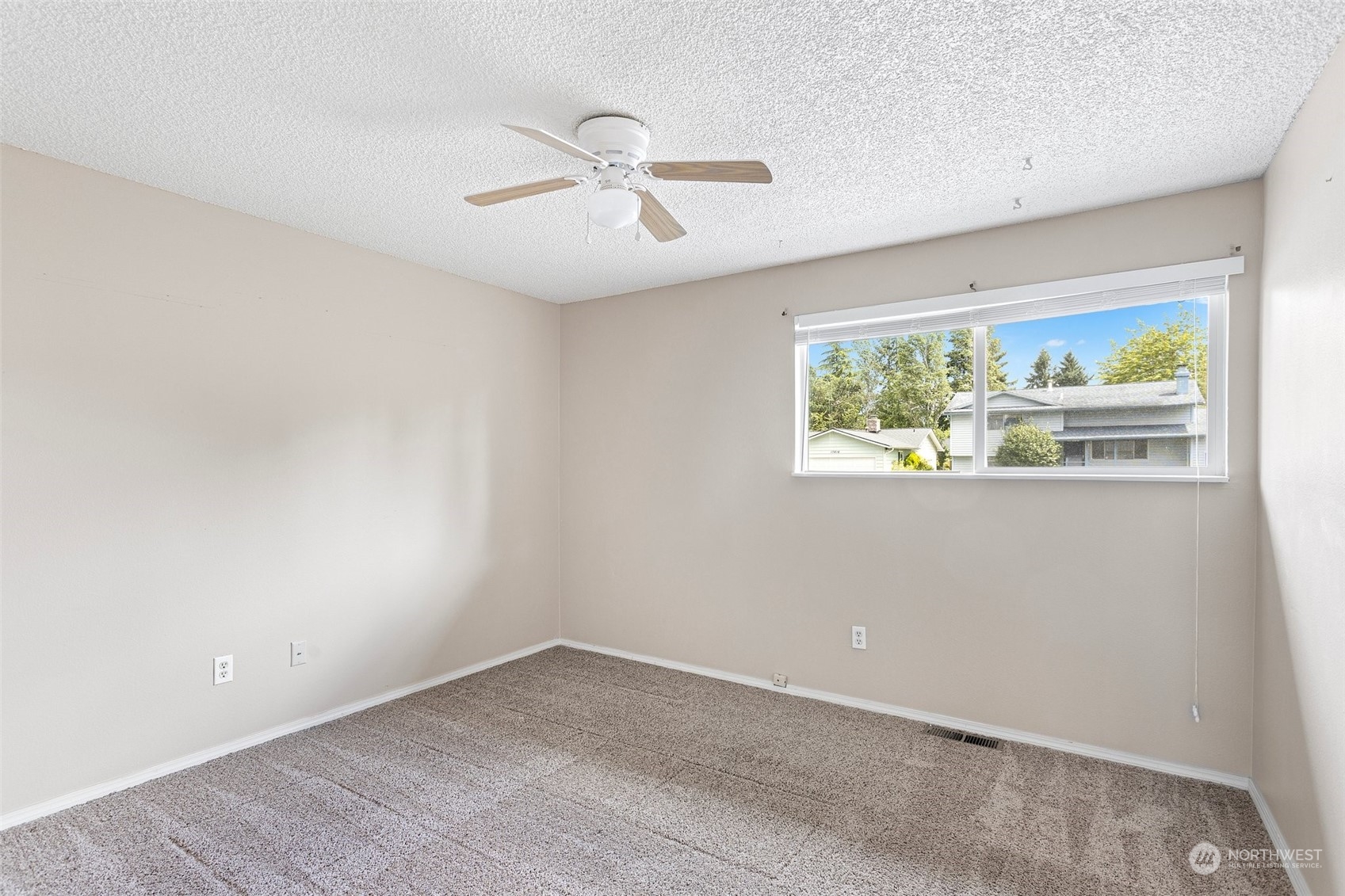 17821 113th Place Southeast Renton, WA 98055 - Photo 14 of 28
