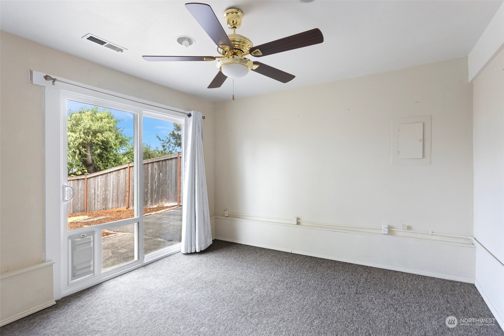 17821 113th Place Southeast Renton, WA 98055 - Photo 18 of 28