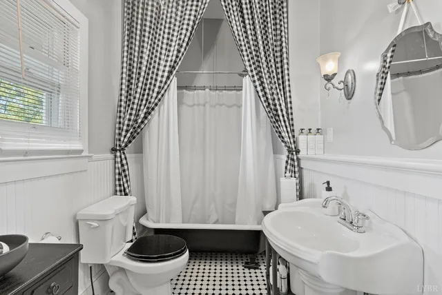 a view of a park with tree s