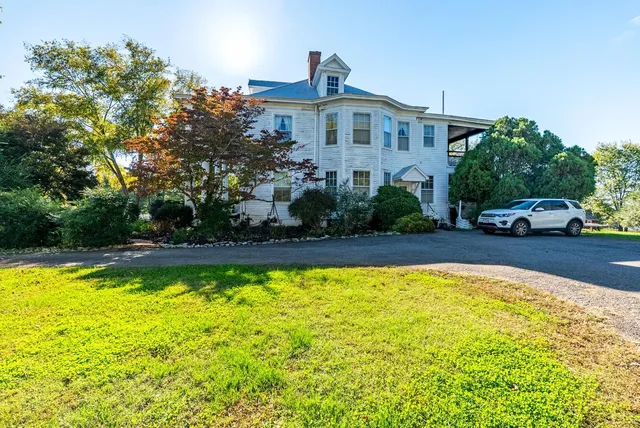 $945,000 | 116 Winridge Drive, Madison Heights, VA 24572