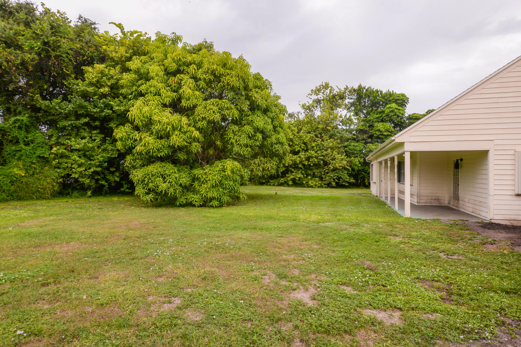 1901 Mayflower Road Fort Pierce, FL 34950 - Photo 33 of 42 REAR YARD