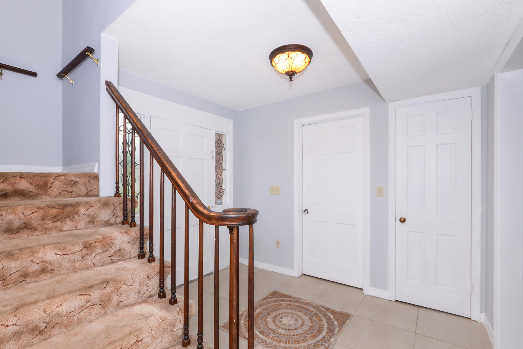 1901 Mayflower Road Fort Pierce, FL 34950 - Photo 6 of 42 FOYER