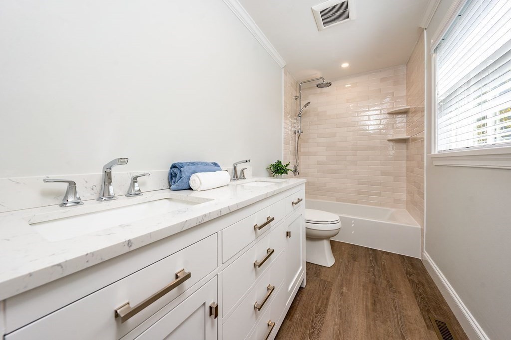 39 Tower Hill Road, Unit 16B Barnstable, MA 02655 - Photo 14 of 27 Gallery Image 14