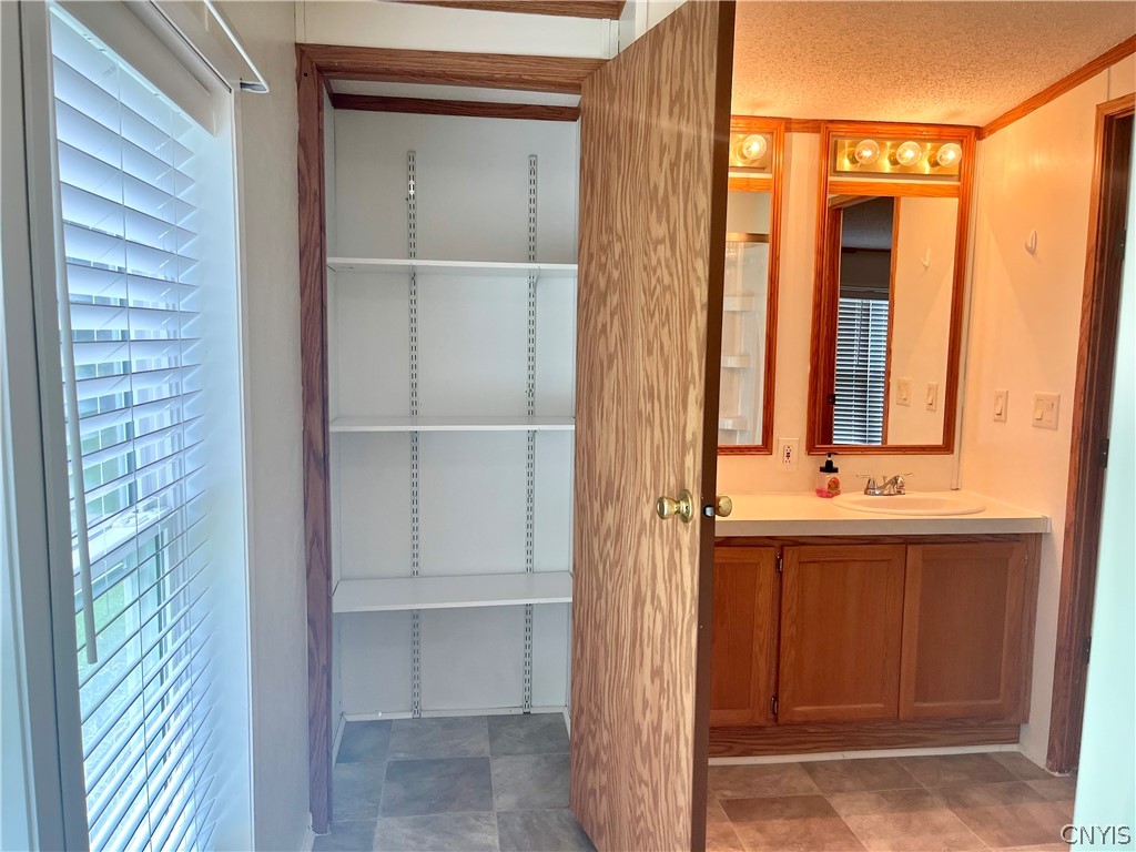 47 Miner Road Scriba, NY 13126 - Photo 17 of 23 Primary suite full bath