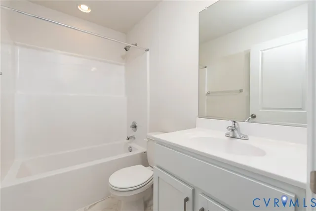 $2,500 | 914 Encore Autumn Lane, Richmond, VA 23227