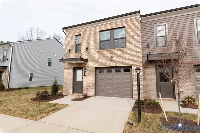 $2,500 | 914 Encore Autumn Lane, Richmond, VA 23227