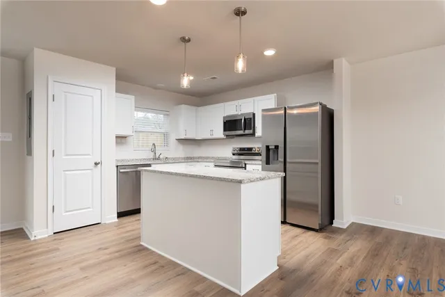 $2,500 | 914 Encore Autumn Lane, Richmond, VA 23227