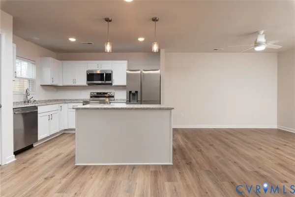 $2,250 | 914 Encore Autumn Lane, Richmond, VA 23227