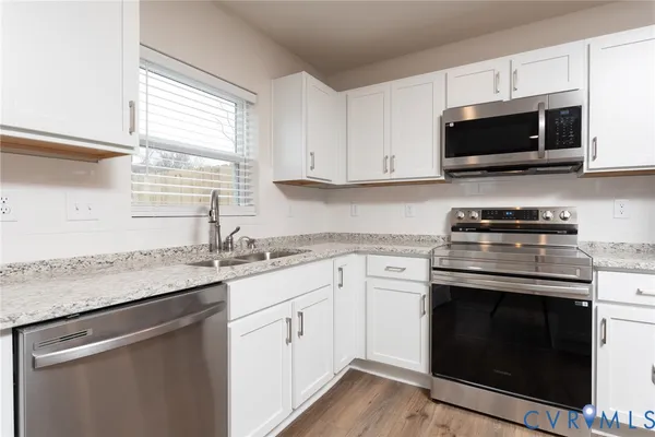$2,250 | 914 Encore Autumn Lane, Richmond, VA 23227