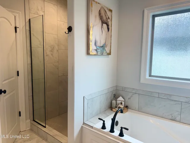 $393,000 | 169 Shore View Drive, Madison, MS 39110