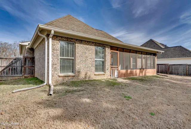 $393,000 | 169 Shore View Drive, Madison, MS 39110