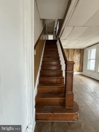 a view of entryway