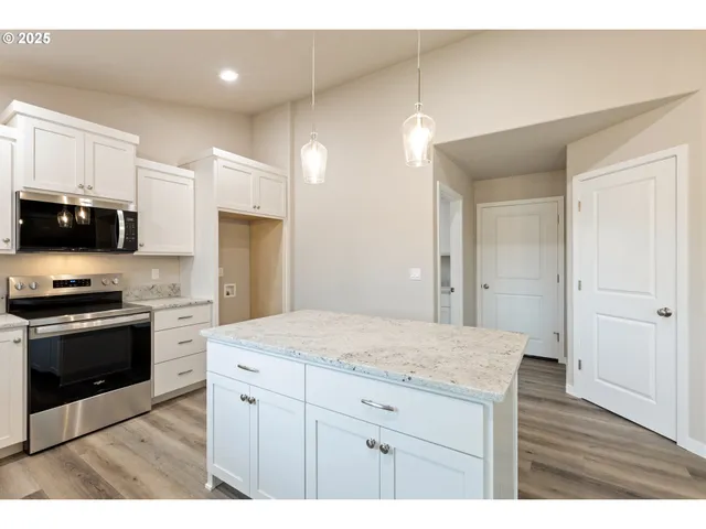 $469,900 | 109 Citation Court, Winston, OR 97496