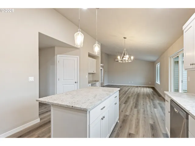 $469,900 | 109 Citation Court, Winston, OR 97496