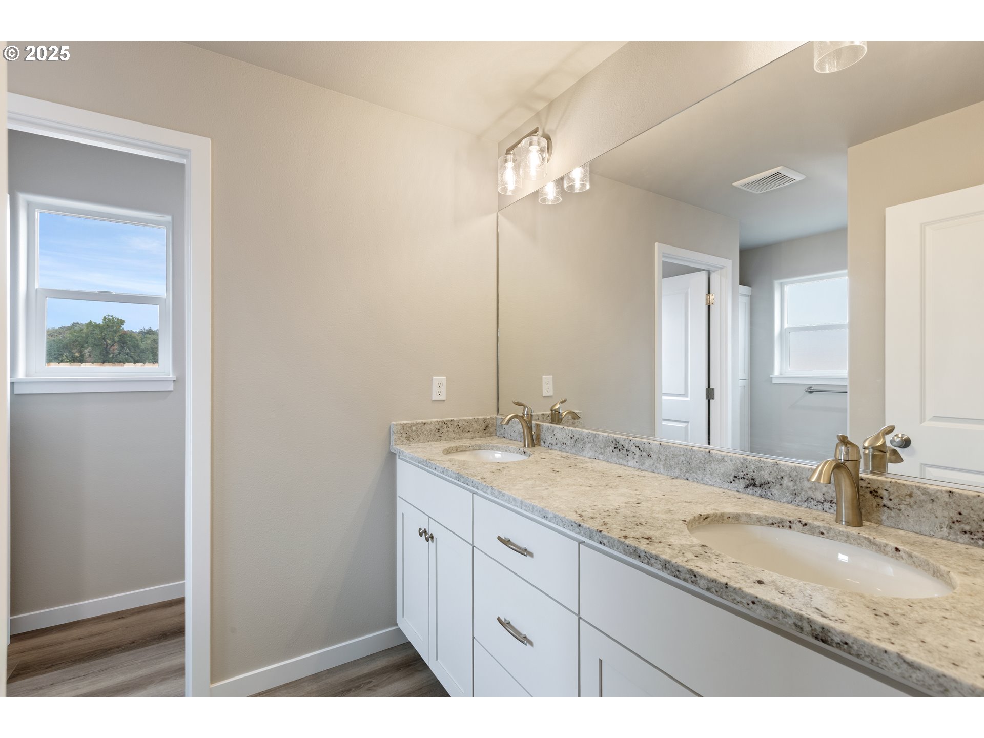 109 Citation Court Winston, OR 97496 - Photo 31 of 48