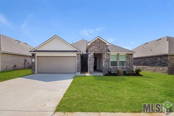 $1,850 | 106 Royal Oak Street, Youngsville, LA 70592