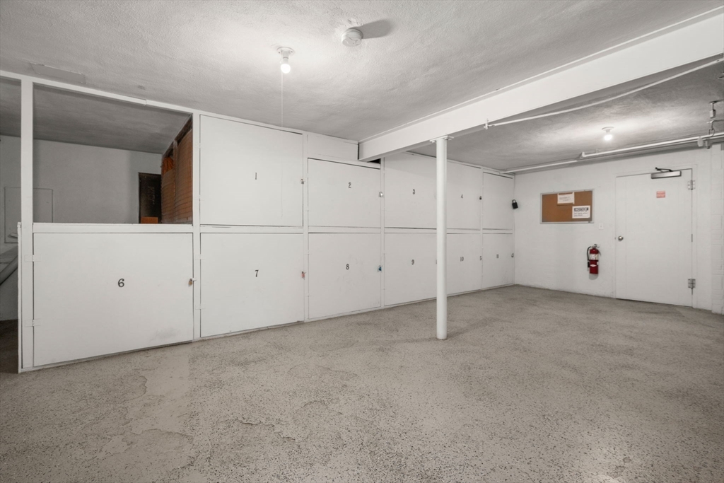 31 Warren Street, Unit B1 Waltham, MA 02453 - Photo 16 of 23